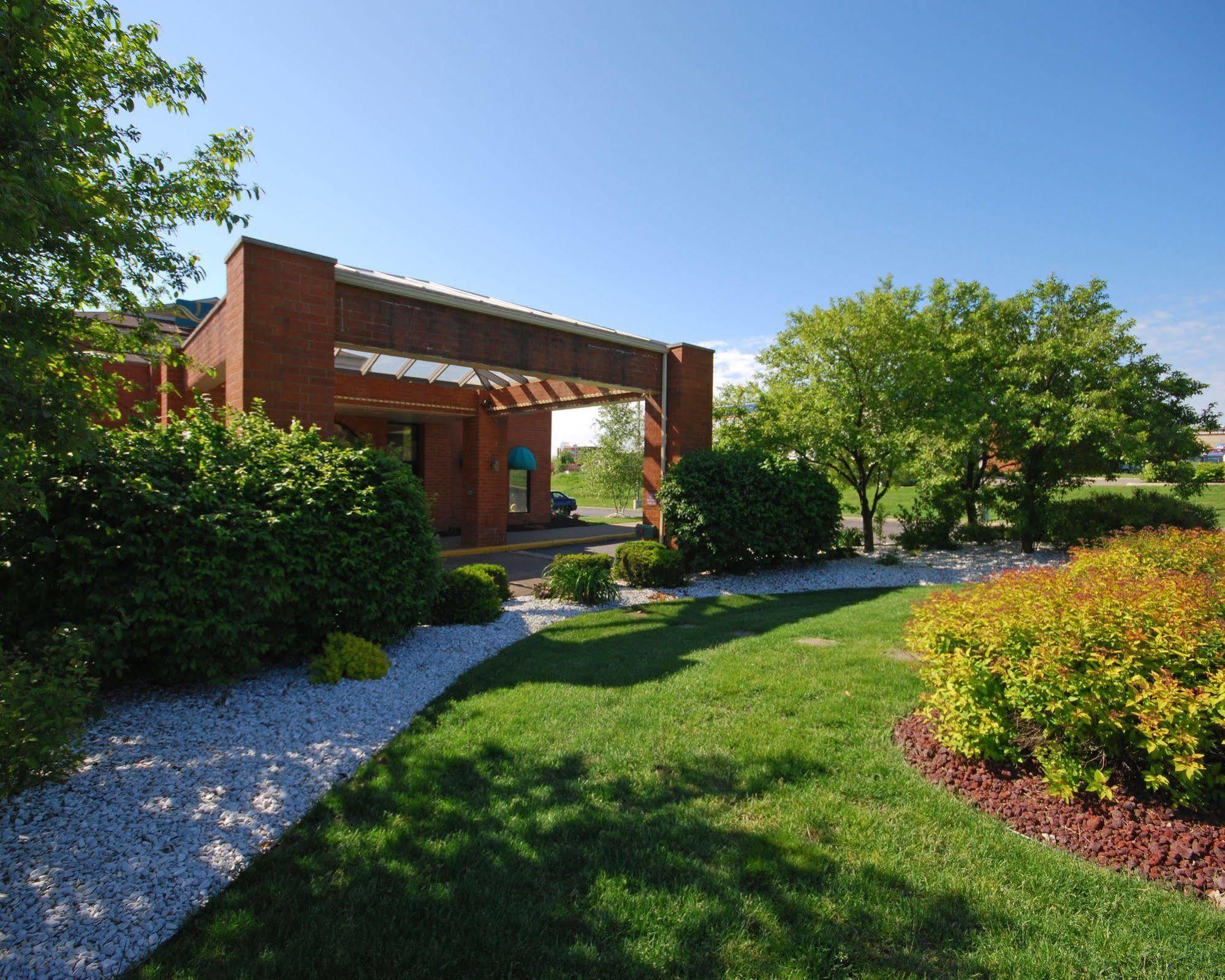 Wingate By Wyndham Canton-Hall Of Fame Екстер'єр фото